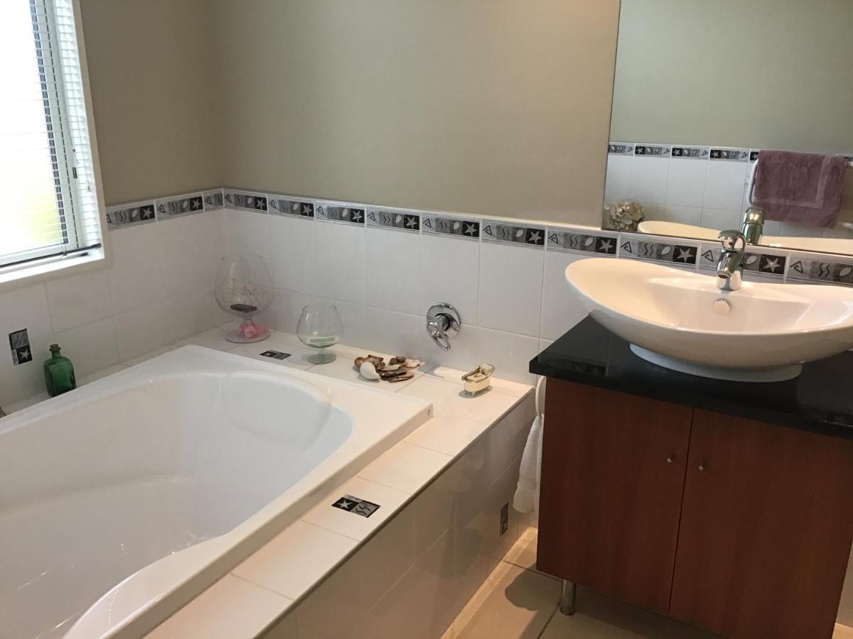 Airport Stableford B&B Christchurch Room photo
